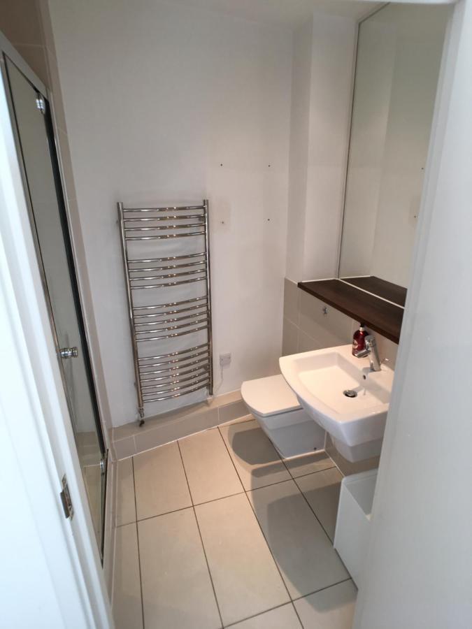 Luxury 2 Bed Penthouse Apartment Near Station Londres Exterior foto